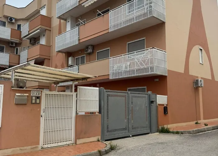 Lejlighed A Casa Di Lorenza Taranto